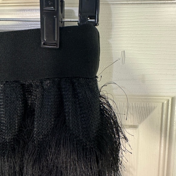Banana republic black fringe skirt size medium new without tags - Picture 5 of 7